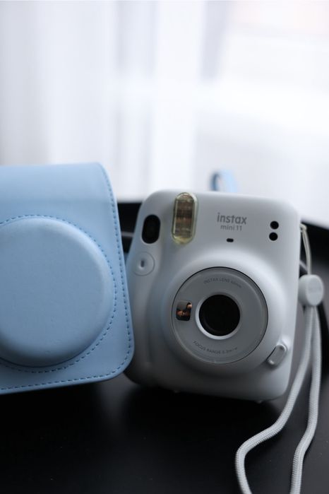 Фотокамера Instax mini 11
