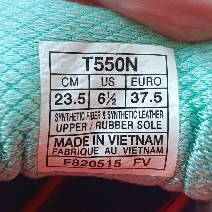 Кросівки ASICS GT 2000 р.37.5.Оригінал