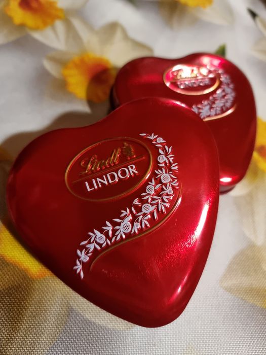 Dwie puszeczki Lindor