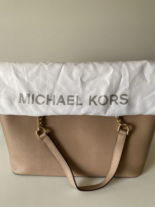 Mala Michael Kors