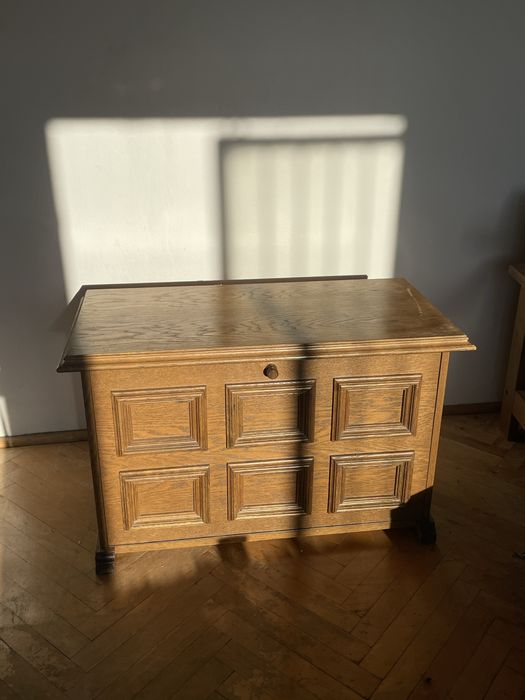 Drewniana szafka na buty