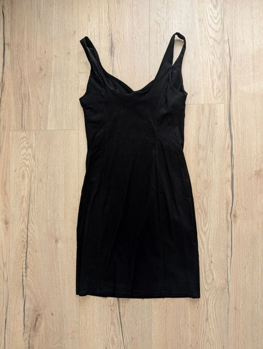 Mała czarna mini dopasowana sukienka na ramiączkach obcisła krótka L M