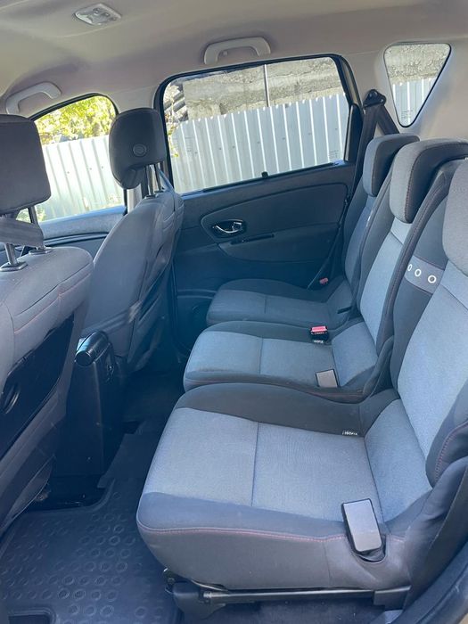 Renault Megan scenic 2013