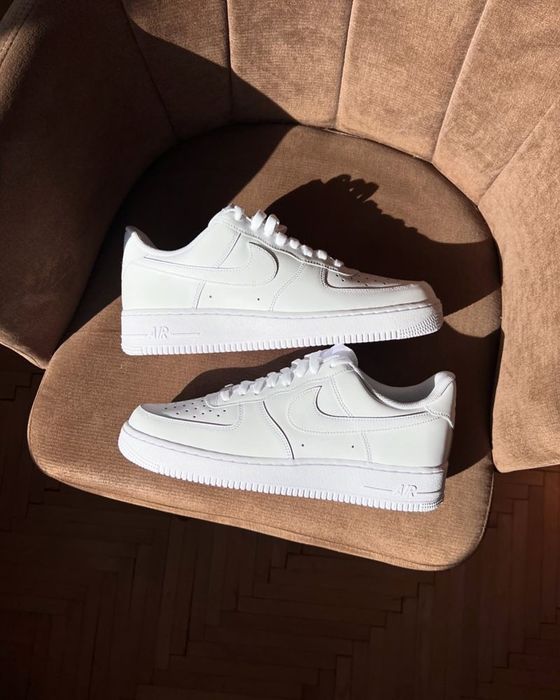 Чоловічі кросівки Nike Air Force 1 White