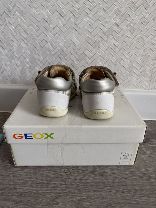 Сандалі на дівчинку 20р. 12см