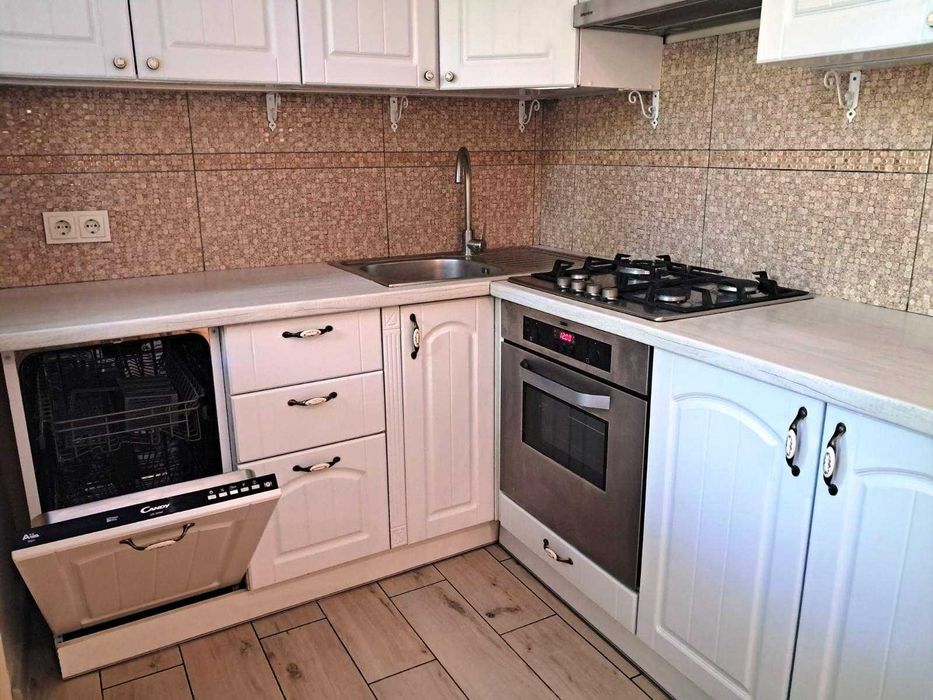 Продам 3-х ком. квартиру на Черемхах. Євроремонт. (920-955) - View 3