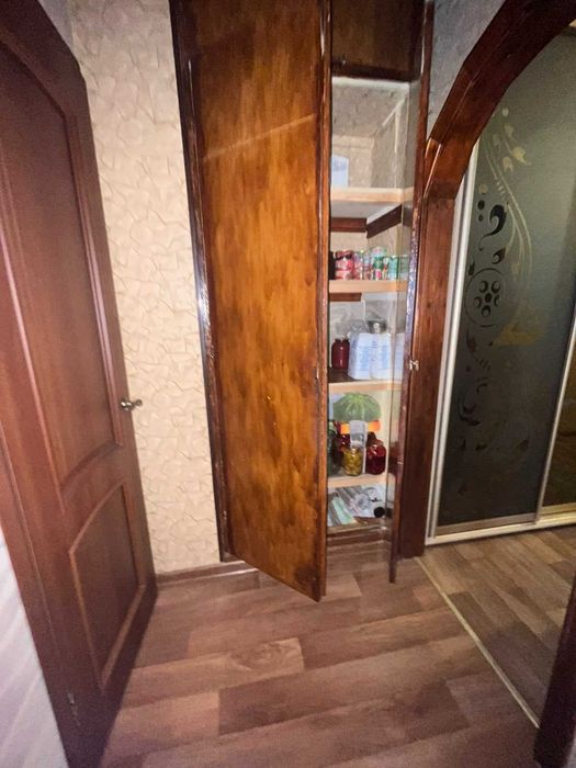 Продается 2-комнатная квартира на Артема