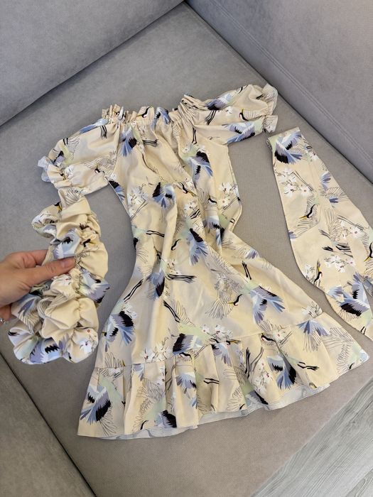 Детское Бежевое Платье / 4-6 лет / дитяча літня сукня