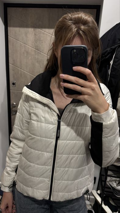 Куртка Calvin Klein. Розмір XS