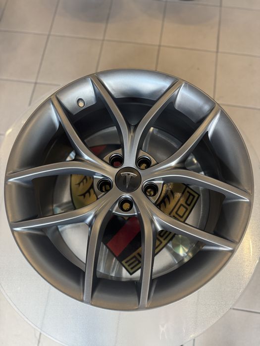 Диски Нові TESLA 5/114.3/R19