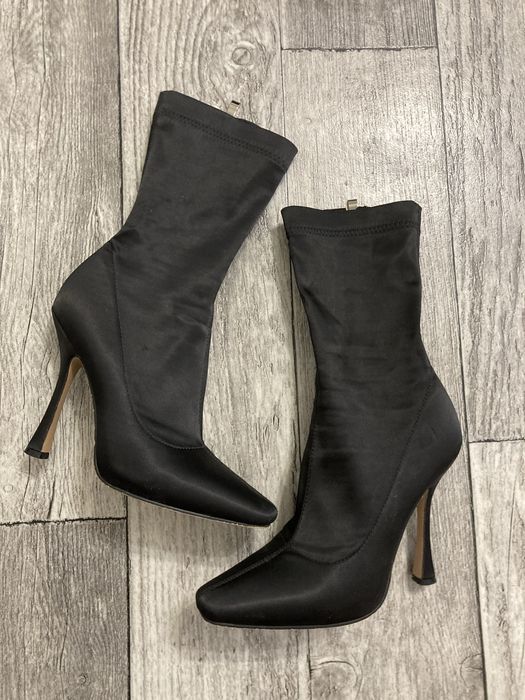 елегантні туфлі 23,5см