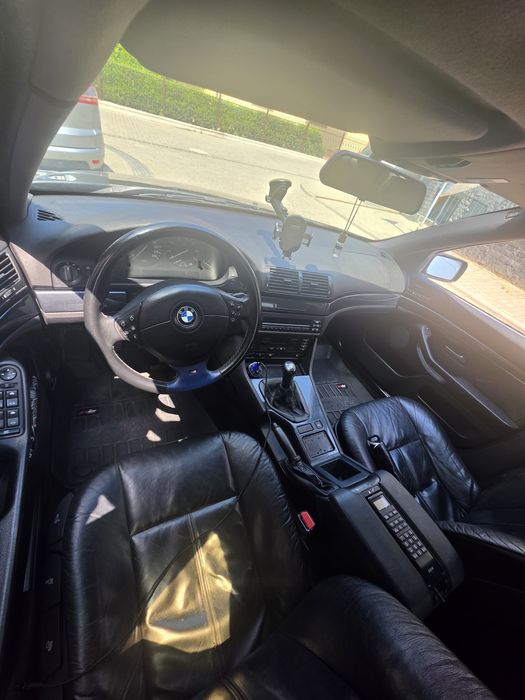 Sprzedam/zamienię BMW e39 M-Pakiet 2.8 sama benzyna, prawdopodobnie poszły uszczelniacze