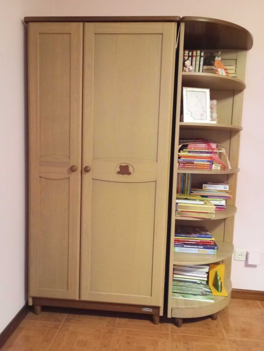 Mobília bebé ( Trama)