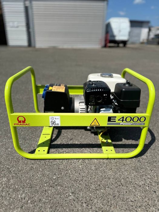 Генератор однофазний бензиновый PRAMAC E4000  (3,1 кВт)