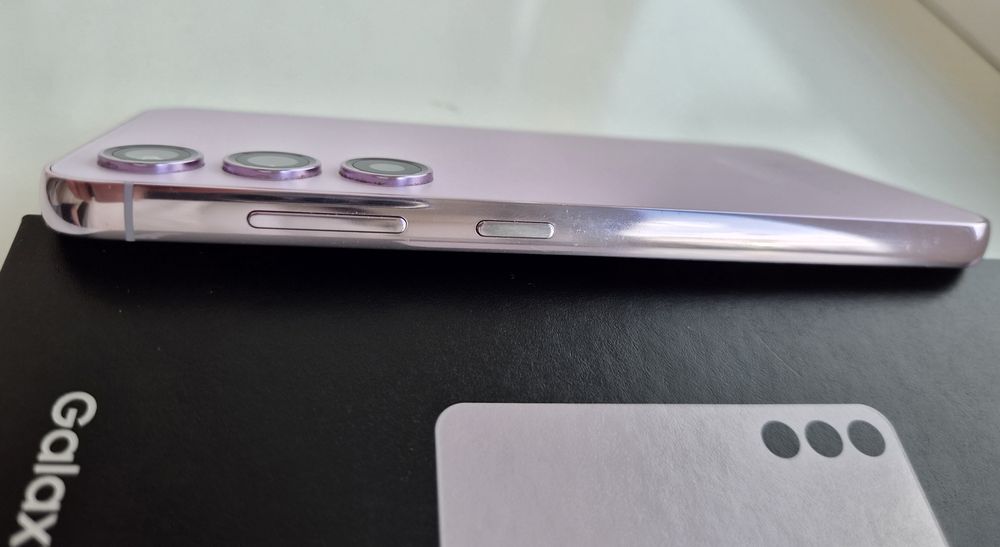 Samsung S23 256 gb. SM-S911B/DS