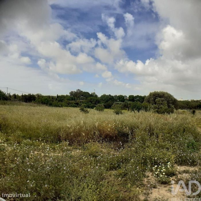 Terreno para construção em Tavira (Santa Maria e Santiago) de 31269,00