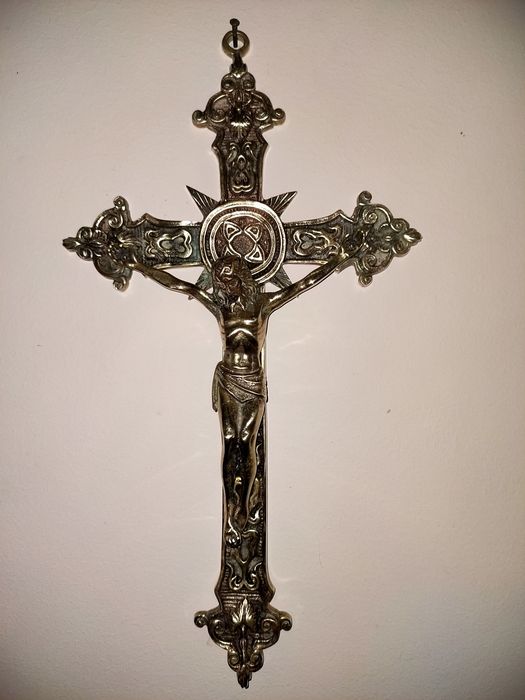 Cruz Antiga c/ Cristo em Bronze