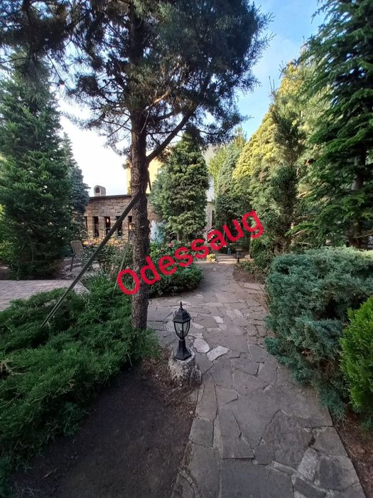 Сдам Классный 5-ком Дом с Генератором и Европодвалом.  Красивый Зелёны