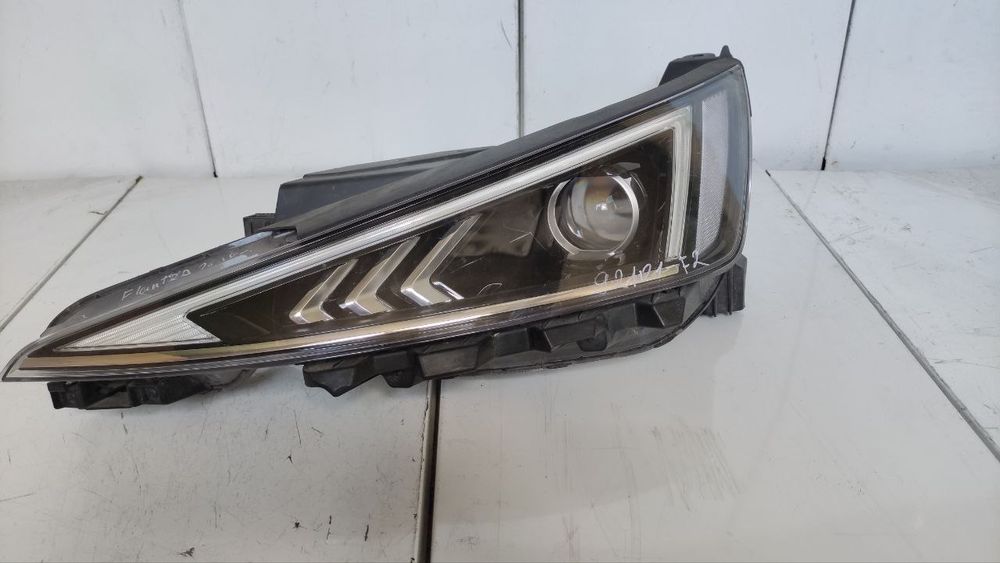 Фара Hyundai Elantra | оригінал Хюндай Элантра лед галоген ксенон led