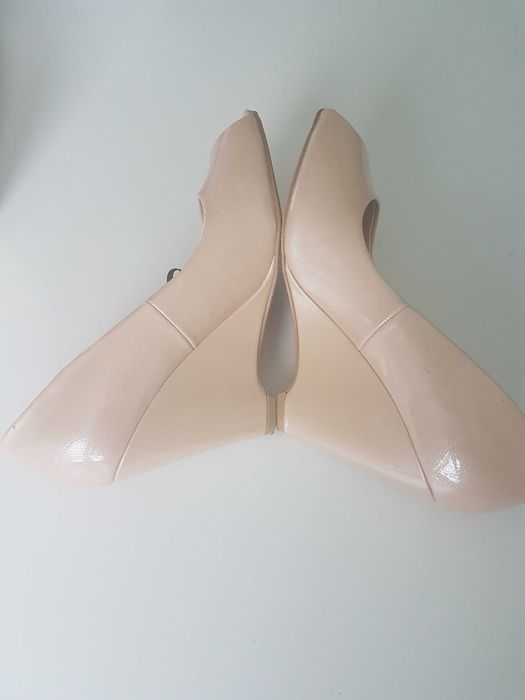 Buty na koturnie, 35 roz.