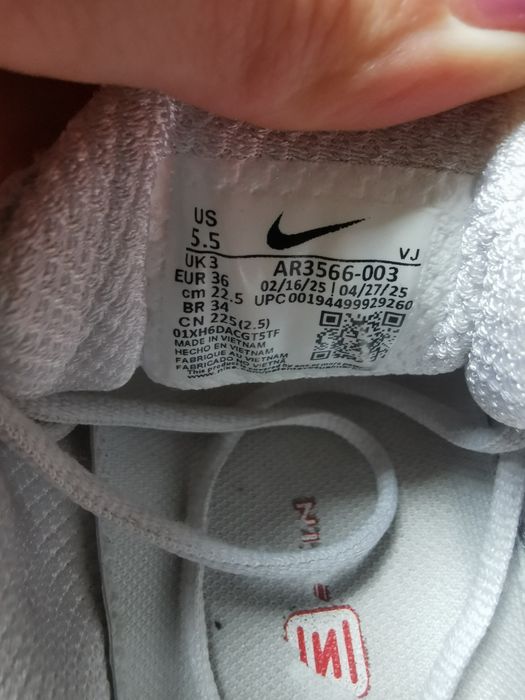 Buty chłopięce Nike SHOX