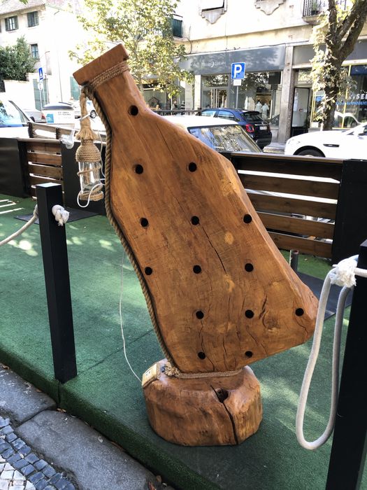 Garrafeira de Exposicao