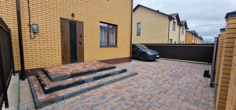 Здам дуплекс пров. Весняний, перша здача !