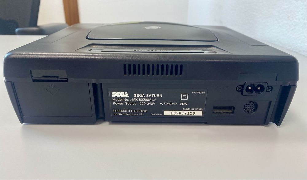 Sega Saturn - Consola para Arranjo