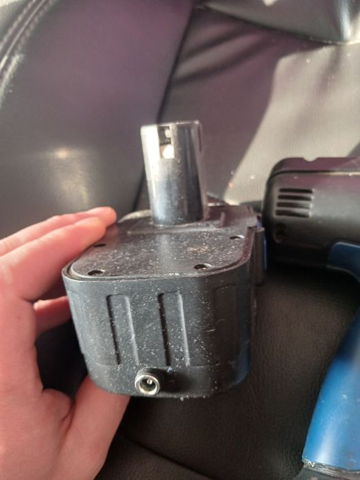 Шурупокрут FERM 18в