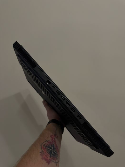 Топивий ігровий ноутбук Lenovo Legion 5 17 у відміному стані!