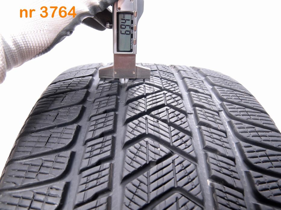 Pirelli Scorpion Winter 285/40 R22
