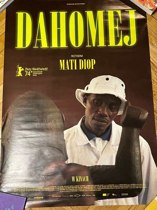 Plakat do filmu Dahomej reż. Mati Diop