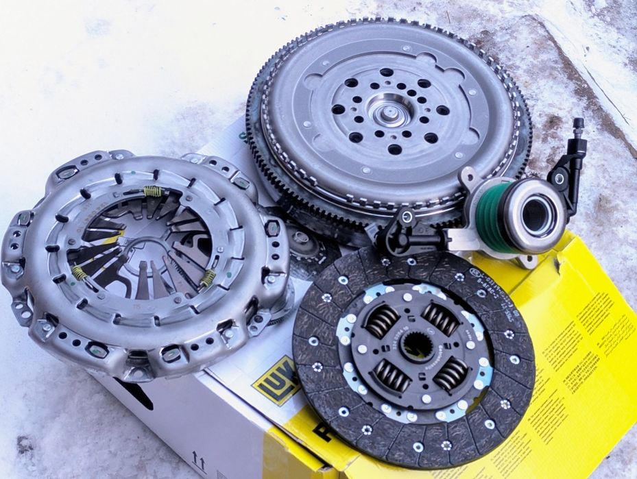 Демпфер маховик счеплення W639 Vito Viano Luk вито виано 111 115 Luk