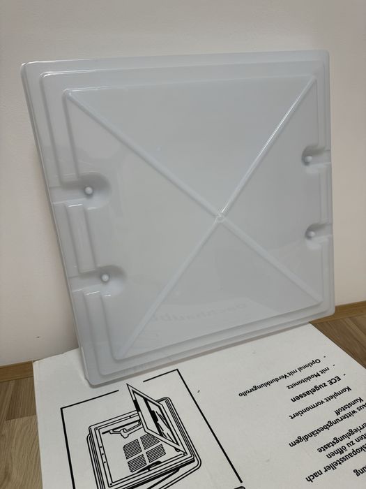 Luk dachowy MPK model 42 okap wentylacyjny