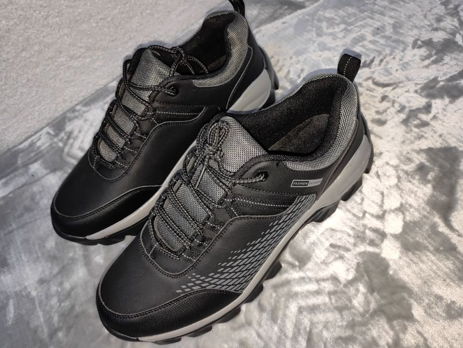 super mega lekkie buty meskie rozm. 44