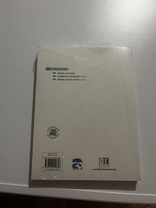 Livro Filosofia 10ano “50 lições de filosofia”