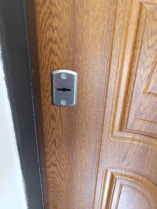 Чернівці. Аварійне відкриття авто, дверей, замків, броньовані двері