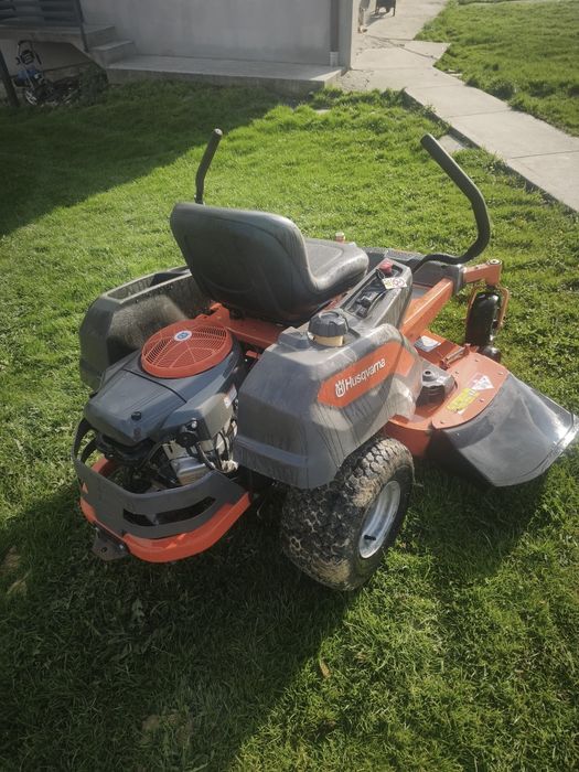 Husqwarna Z248F  zero turn