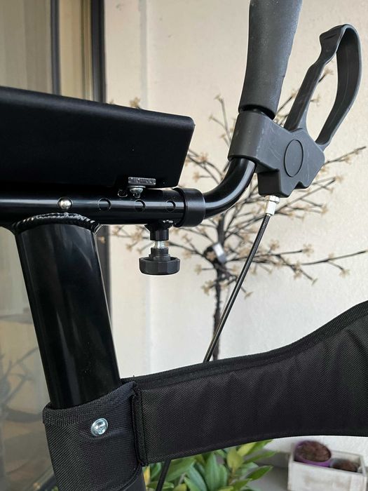 Chodzik balkonik czterokołowy Expondo z siedziskiem