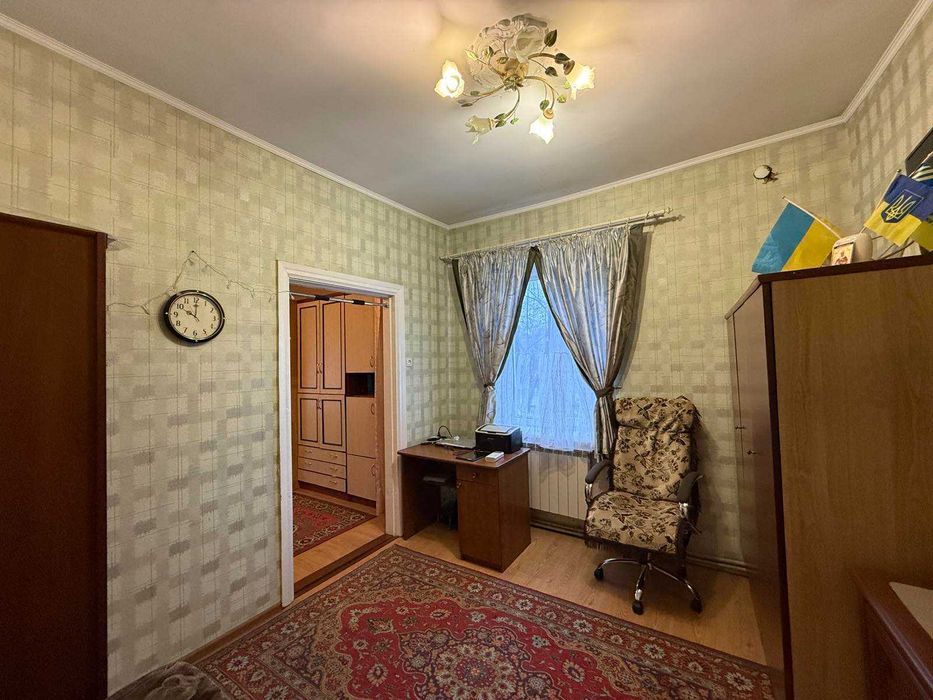 Затишний будинок повністю готовий для проживання, Дубово