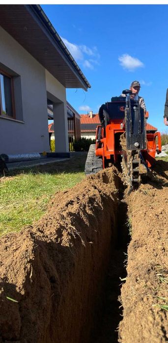 Usługi Koparką Łańcuchową Koparka Drenaż Wykopy Liniowe Systemy Nawadniania
