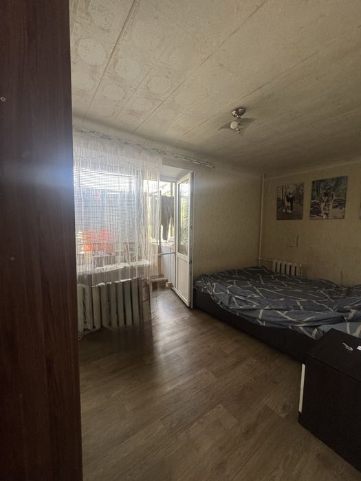 Продам 2х кімнатну квартиру.3й поверх