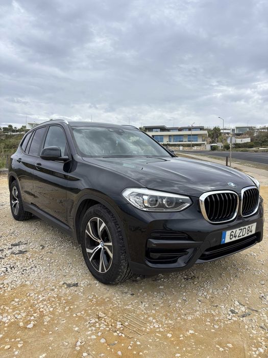 BMW X3 sDrive18d Automático | Nacional | 08/2019 | Volante M