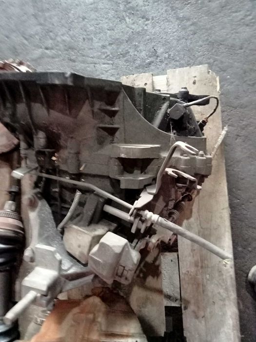 REF7C Caixa de Velocidades Ford Conect ano 2005
