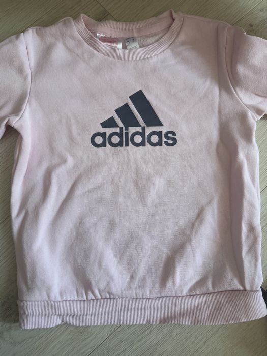 Спортивний костюм adidas