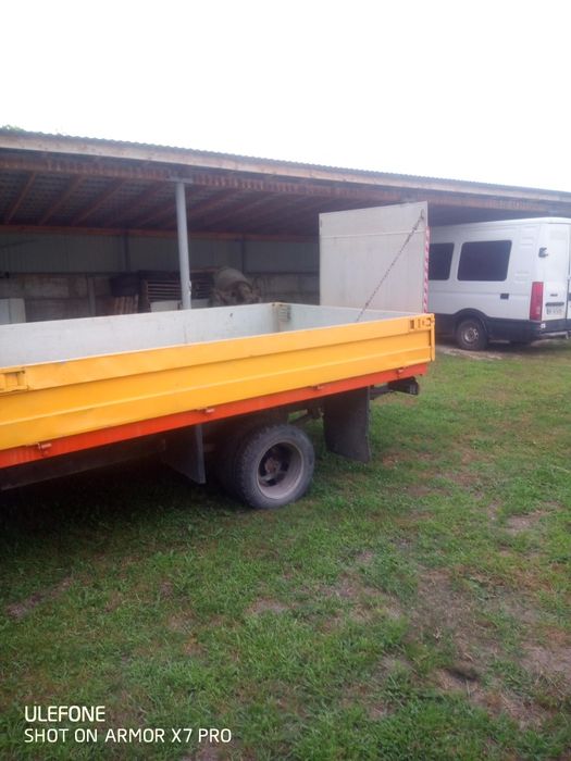 Івеко дейлі вантажний