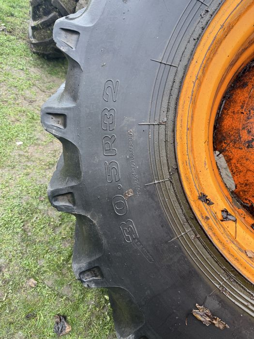 Продам колесо 30.5 R32 з комбаін дон 2 колеса передні