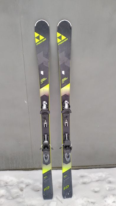 Narty Fischer Progressor F17+ Rs10 PR 17/18
