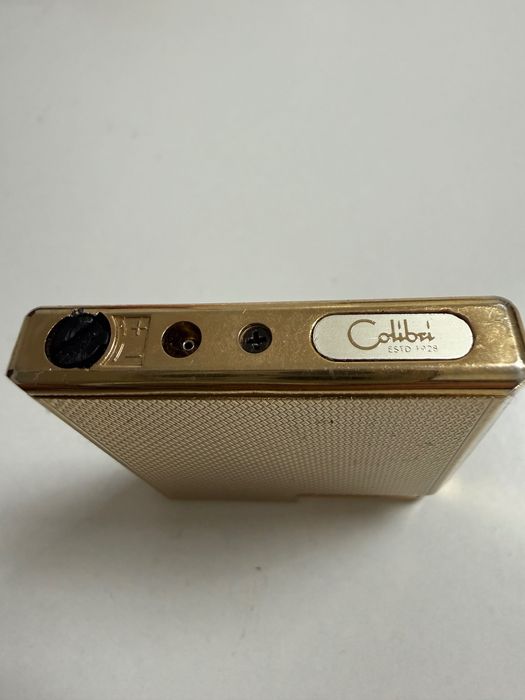 Зажигалка Colibri
