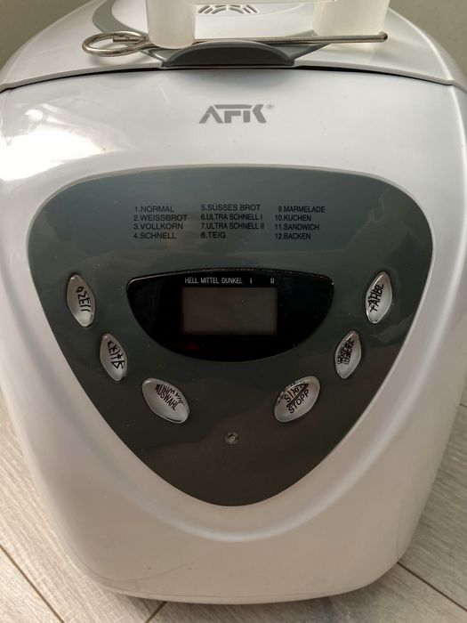 Хлібопічка.     AFK